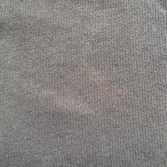 3/20$ H&M 90s Inspired Friends T-Shirt - Picture 6 of 7